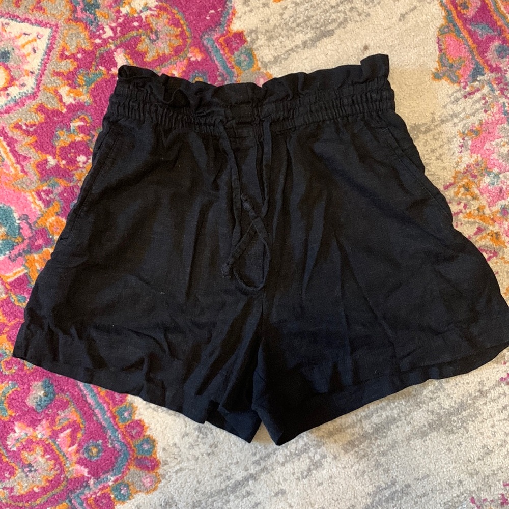 Linen shorts